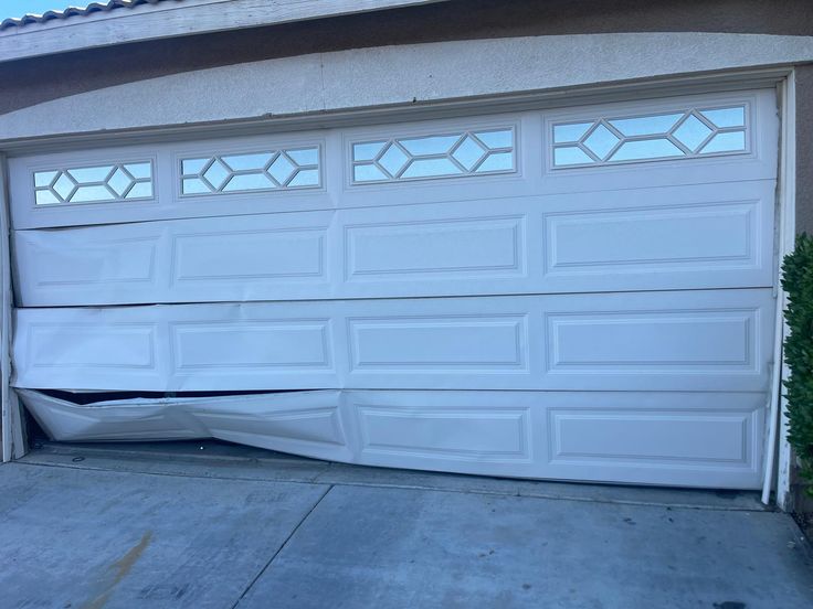 A Guide to Quiet Garage Door Openers: Belt Drive vs. Chain Drive